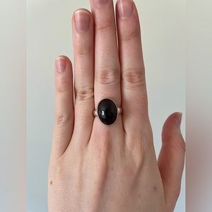 Women’s Size 6 Sterling Silver Ring with Large Garnet